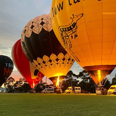 Hot Air Ballooning with Breakfast, Melbourne